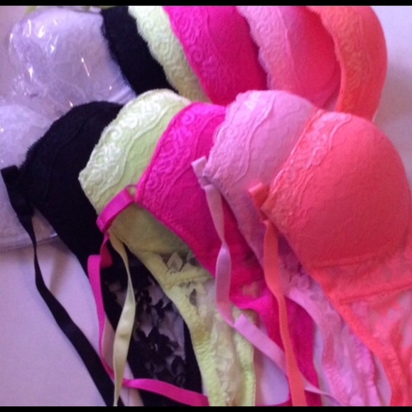 Mystery Box 4 Bra’s NWT - Picture 11 of 15